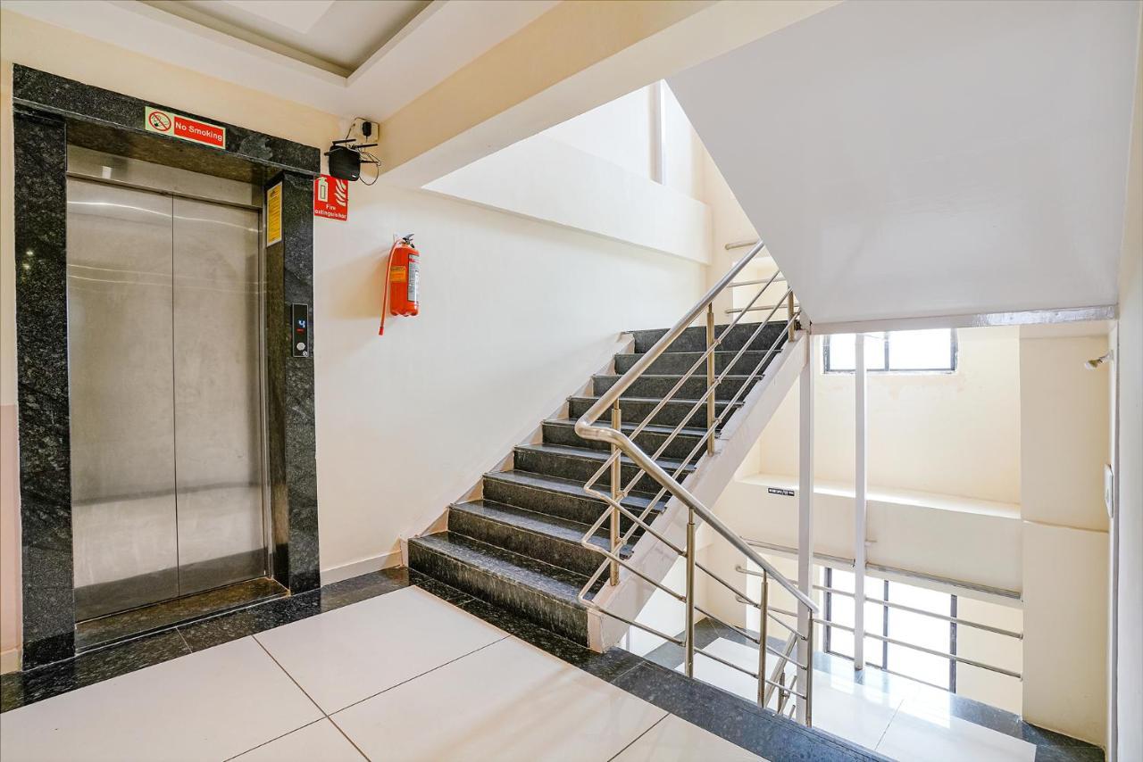 Fabhotel Paradise - Nr Om Hospital Pune