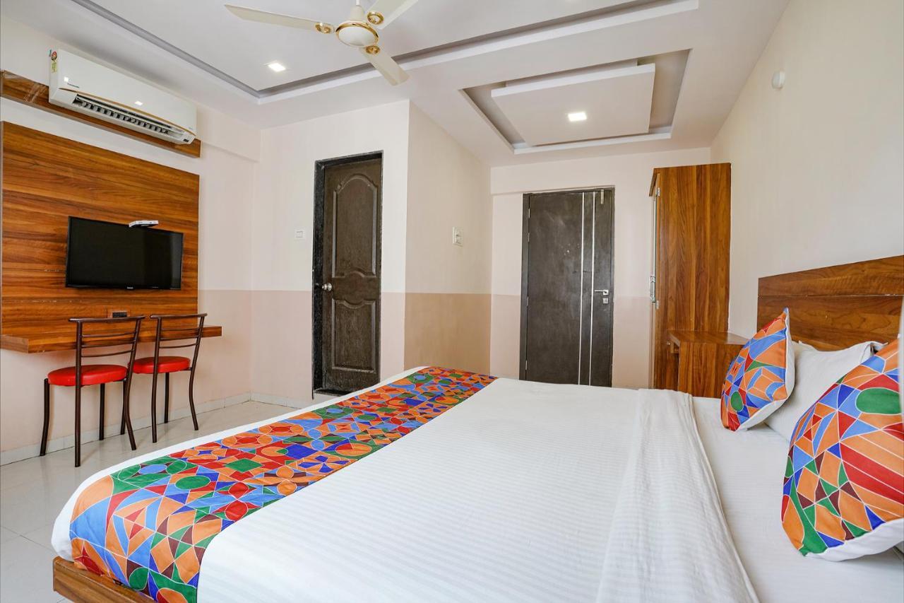 Fabhotel Paradise - Nr Om Hospital 3*